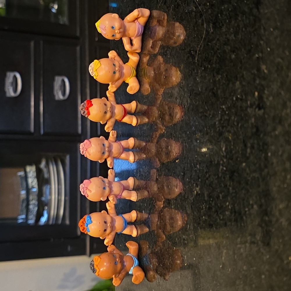7 Vtg PVC HUGGA Bunch Dolls